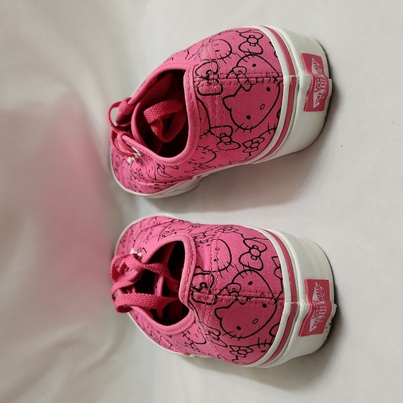 Vans X Hello Kitty Pink And Black Sneakers (Unisex M Size 6, W Size 7.5) - Picture 8 of 11